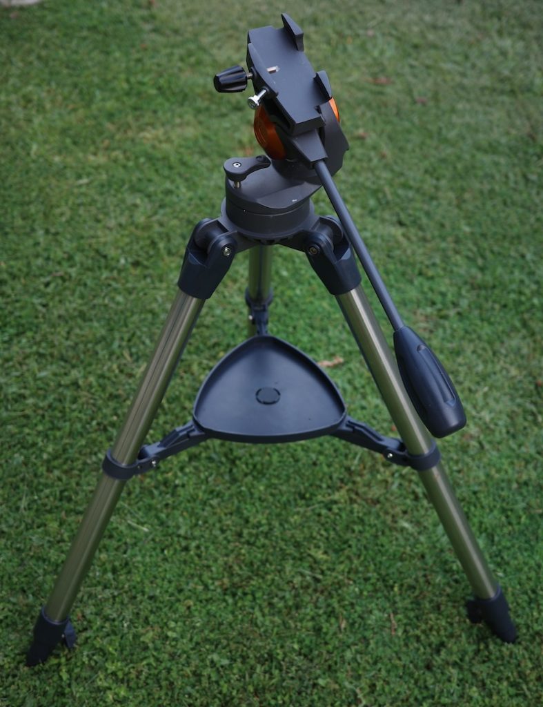 the alt azimuth mount and the tripod of the Astromaster 70AZ