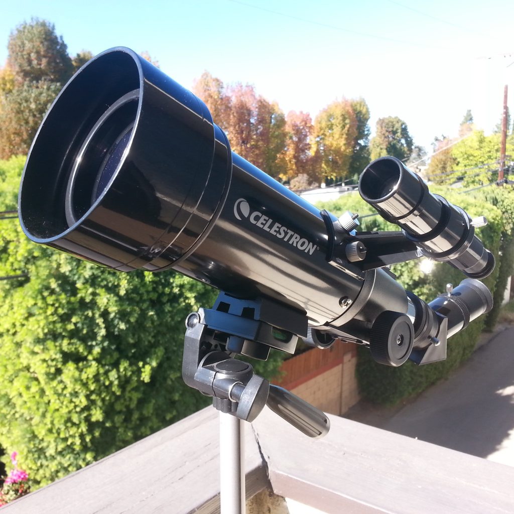 A refractor telescope