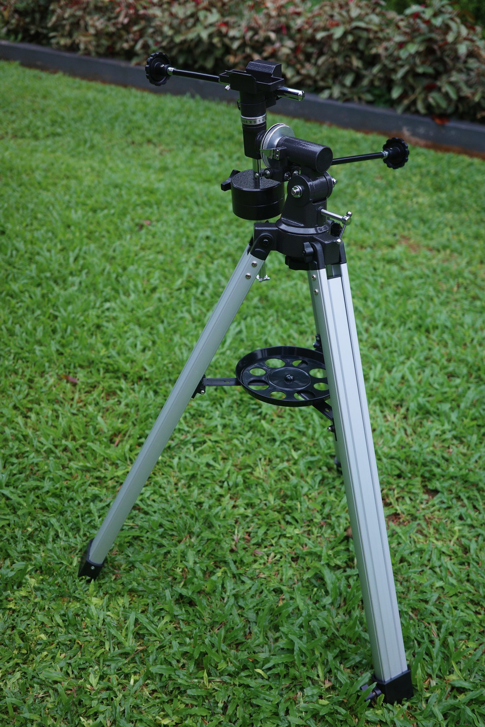 EQ1 equatorial mount supplied with PowerSeeker telescopes